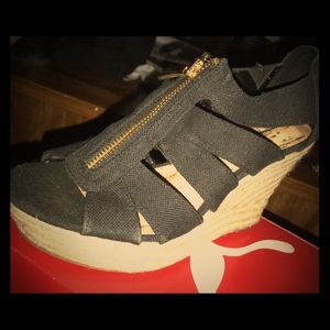 Black open toe wedge heels